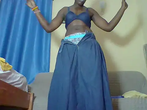 Blacksexyqueen24 online show from 05/18/26, 06:01