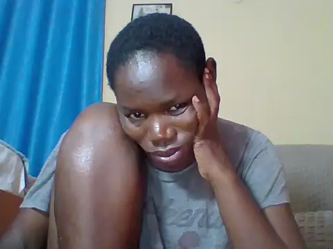 Blacksexyqueen24 online show from 05/20/26, 08:39