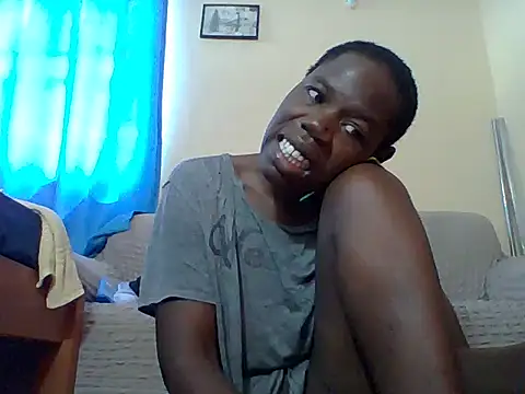 Blacksexyqueen24 online show from 07/07/26, 09:46