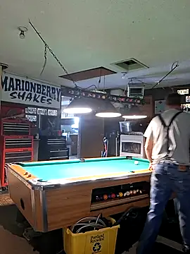 truckdawg2023 online show from 06/21/26, 01:22