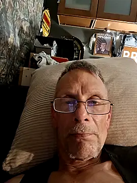 truckdawg2023 online show from 06/08/26, 08:09