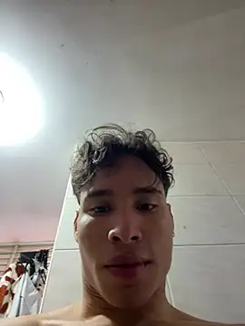 NelModel1 online show from 05/21/26, 12:46