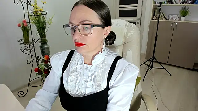 Vika73 online show from 11/29/25, 07:19