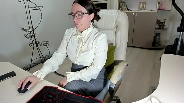 Vika73 online show from 11/15/25, 04:16