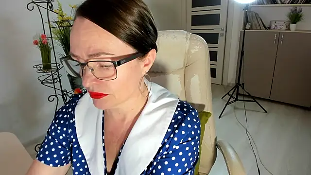 Vika73 online show from 12/01/25, 12:17