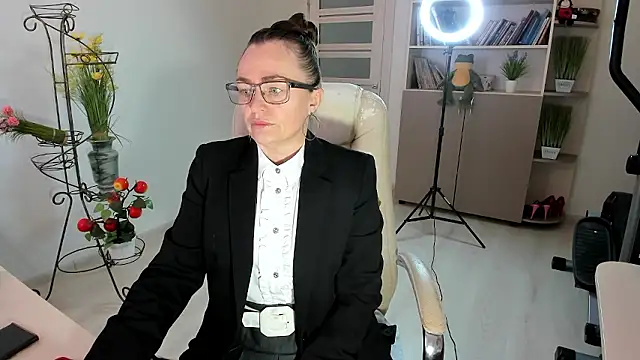 Snapshot of Vika73 chatting on 01/15/26, 07:56 Vika73 online show from 01/15/26, 07:56