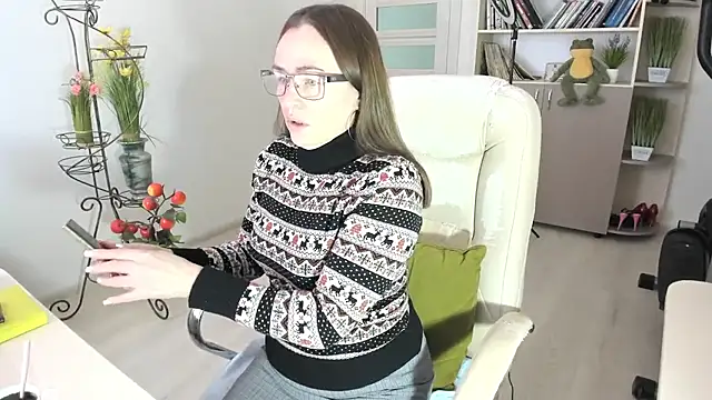 Snapshot of Vika73 chatting on 02/07/26, 07:38 Vika73 online show from 02/07/26, 07:38