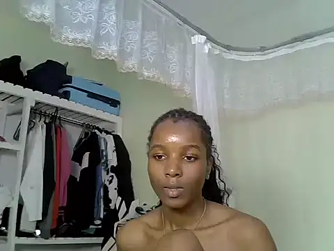 Sexy vylsa online show from 06/05/26, 05:29