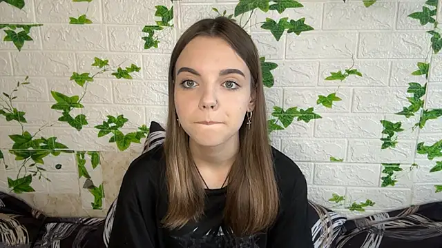 LisaPorse online show from 06/20/26, 03:17