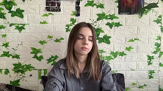LisaPorse online show from 05/24/26, 06:13