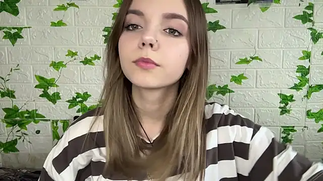 LisaPorse online show from 06/02/26, 02:06