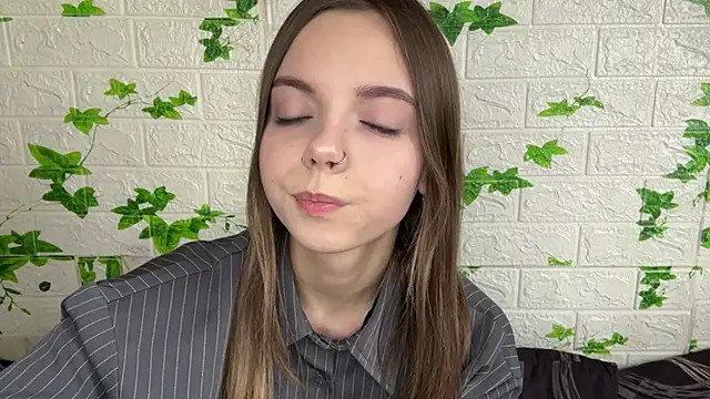 LisaPorse online show from 06/03/26, 02:33