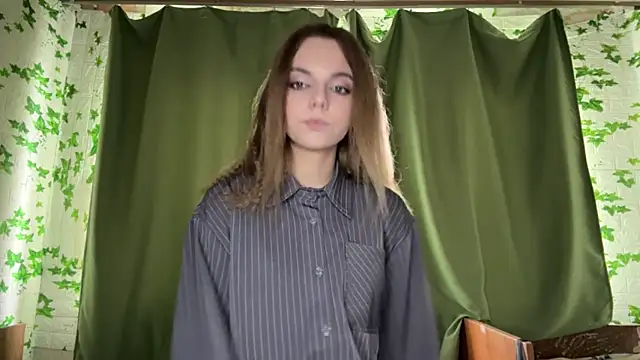 LisaPorse online show from 05/28/26, 02:12