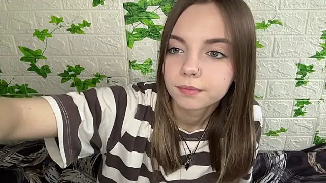 LisaPorse online show from 06/05/26, 02:12