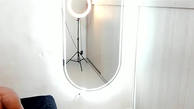 Snapshot of Joao_da_silva19 chatting on 06/03/26, 01:01 Joao da silva19 online show from 06/03/26, 01:01