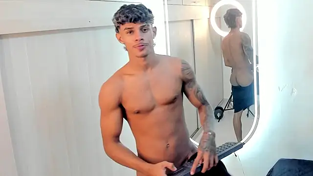 Snapshot of Joao_da_silva19 chatting on 06/21/26, 01:06 Joao da silva19 online show from 06/21/26, 01:06