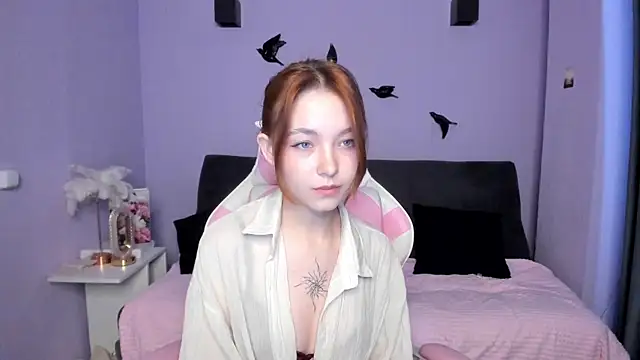 Snapshot of New_Web_Girl chatting on 05/23/26, 03:16 New Web Girl online show from 05/23/26, 03:16