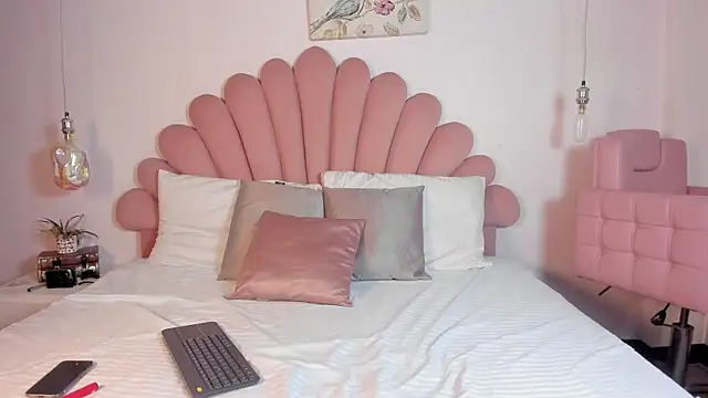 Snapshot of CherryMyla chatting on 07/09/26, 12:48 CherryMyla online show from 07/09/26, 12:48