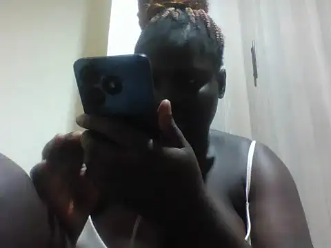 Snapshot of melaningirl chatting on 07/05/26, 01:07 melaningirl online show from 07/05/26, 01:07