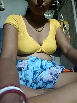 Snapshot of your-candy-cam chatting on 07/04/26, 01:12 your-candy-cam online show from 07/04/26, 01:12