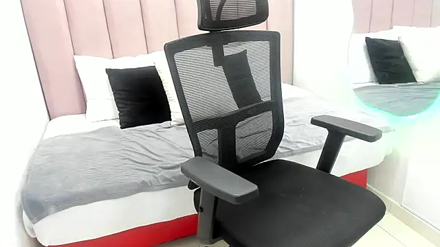 AkiraHayamii online show from 05/22/26, 11:52