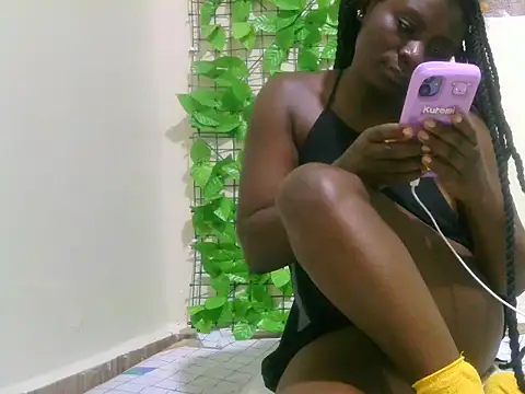 Snapshot of afrikan_beauty chatting on 07/06/26, 02:51 afrikan beauty online show from 07/06/26, 02:51