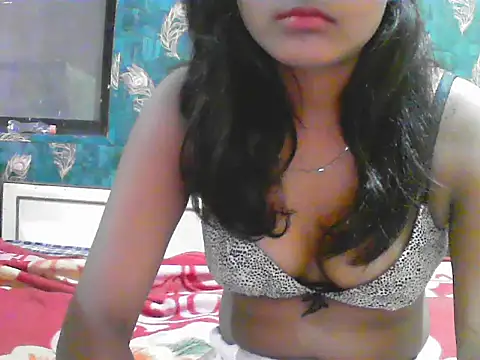 Snapshot of Diana_Penty chatting on 05/25/26, 06:39 Diana Penty online show from 05/25/26, 06:39