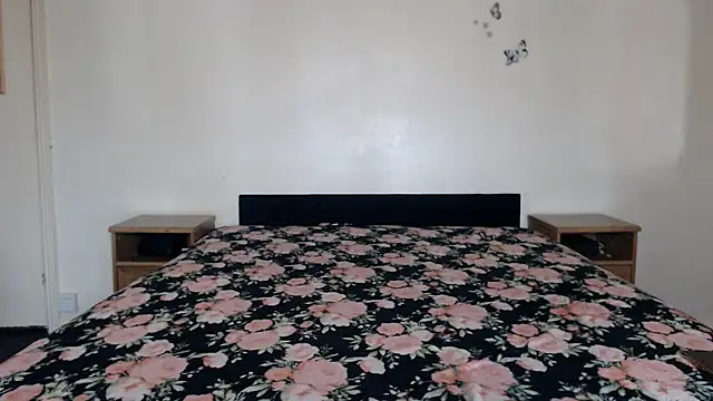 DirtyStella online show from 06/04/26, 06:51