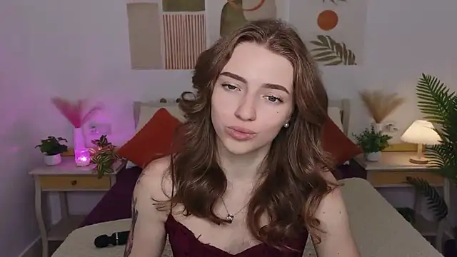 Snapshot of TayloryStar chatting on 07/04/26, 11:38 TayloryStar online show from 07/04/26, 11:38
