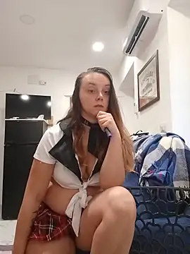 Snapshot of MissDiavoletta chatting on 05/20/26, 06:05 MissDiavoletta online show from 05/20/26, 06:05