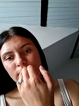 Yeras  online show from 06/09/26, 06:09
