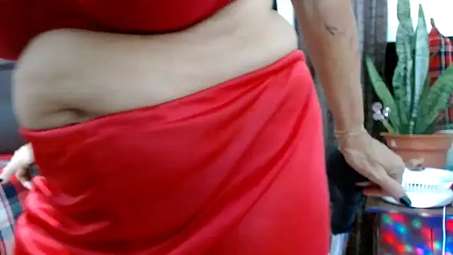 Snapshot of jenny_milf69 chatting on 01/16/26, 02:21 jenny milf69 online show from 01/16/26, 02:21