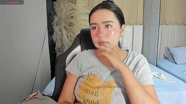 SweetNova1 online show from 07/06/26, 10:45