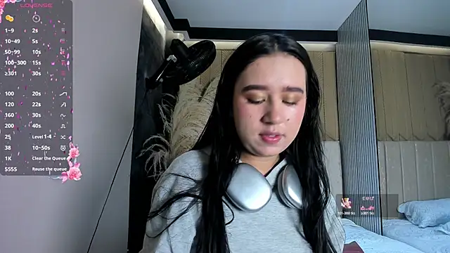 SweetNova1 online show from 06/19/26, 03:34