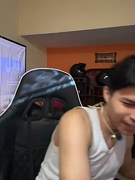 Snapshot of Yoanali chatting on 07/15/26, 03:57 Yoanali online show from 07/15/26, 03:57