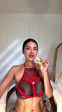 Snapshot of Anny_Honeey chatting on 07/10/26, 01:44 Anny Honeey online show from 07/10/26, 01:44