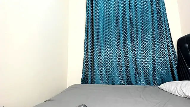 Snapshot of Naughty_Little_Barbie chatting on 05/21/26, 03:15 Naughty Little Barbie online show from 05/21/26, 03:15