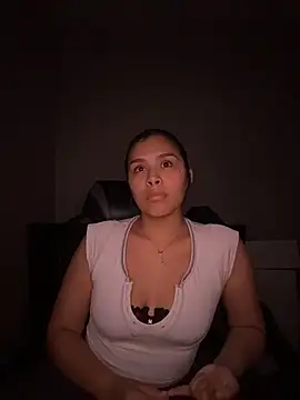 cowgirl696968 online show from 05/22/26, 06:00
