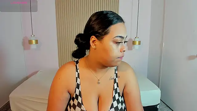 MiaLane3 online show from 06/18/26, 11:37