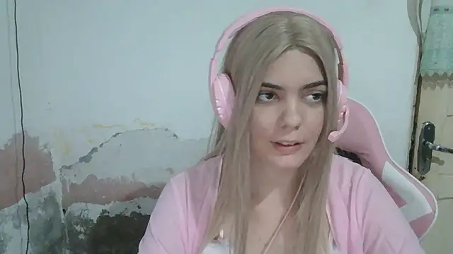 Angel Ristoww online show from 06/21/26, 02:50