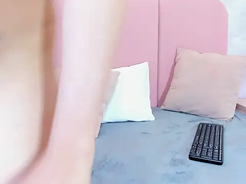 ToxicBarbieX online show from 05/27/26, 05:48