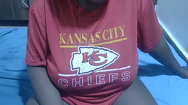 Snapshot of RawHoneyXo- chatting on 06/16/26, 09:04 RawHoneyXo- online show from 06/16/26, 09:04