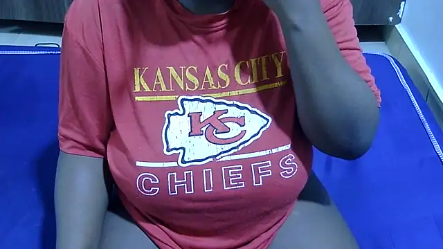Snapshot of RawHoneyXo- chatting on 07/21/26, 12:50 RawHoneyXo- online show from 07/21/26, 12:50