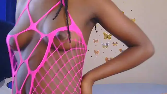 PinkCoochie02 online show from 06/06/26, 07:46