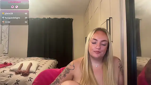 CurvyWetWife online show from 07/02/26, 09:15