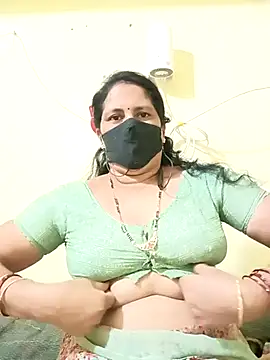 Snapshot of sadhana_telugu chatting on 05/29/26, 05:41 sadhana telugu online show from 05/29/26, 05:41