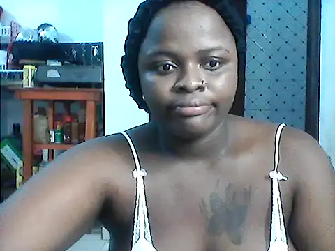 Snapshot of savage_bebes chatting on 05/18/26, 06:45 savage bebes online show from 05/18/26, 06:45