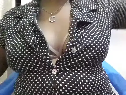 savage bebes online show from 07/23/26, 10:23