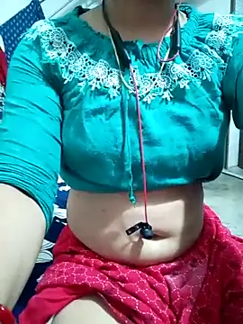 Snapshot of ZOYA-STRIP chatting on 06/08/26, 11:44 ZOYA-STRIP online show from 06/08/26, 11:44