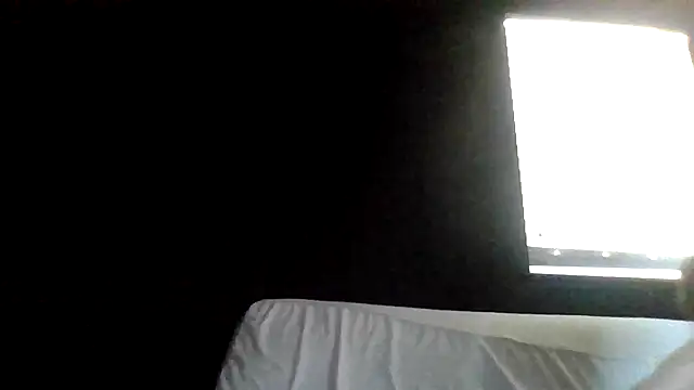 Tallhungcloudyyy online show from 06/10/26, 11:06